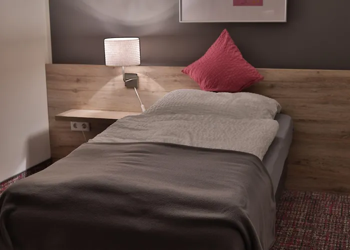 Ilvericher Hof Hotel 3*